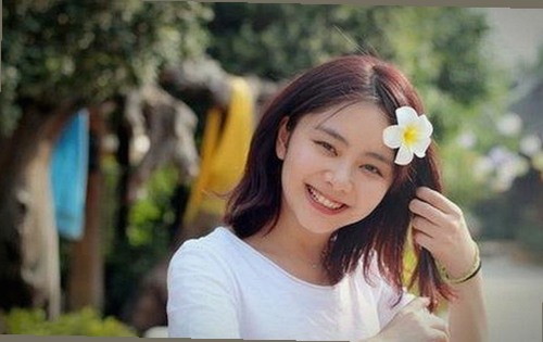 娱乐圈吃瓜大会现场直击：吐槽声不断，演唱会high爆，国产芯片也来凑热闹？🤯